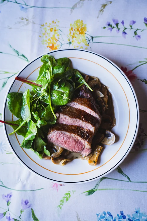 Entrecôte med soppsaus