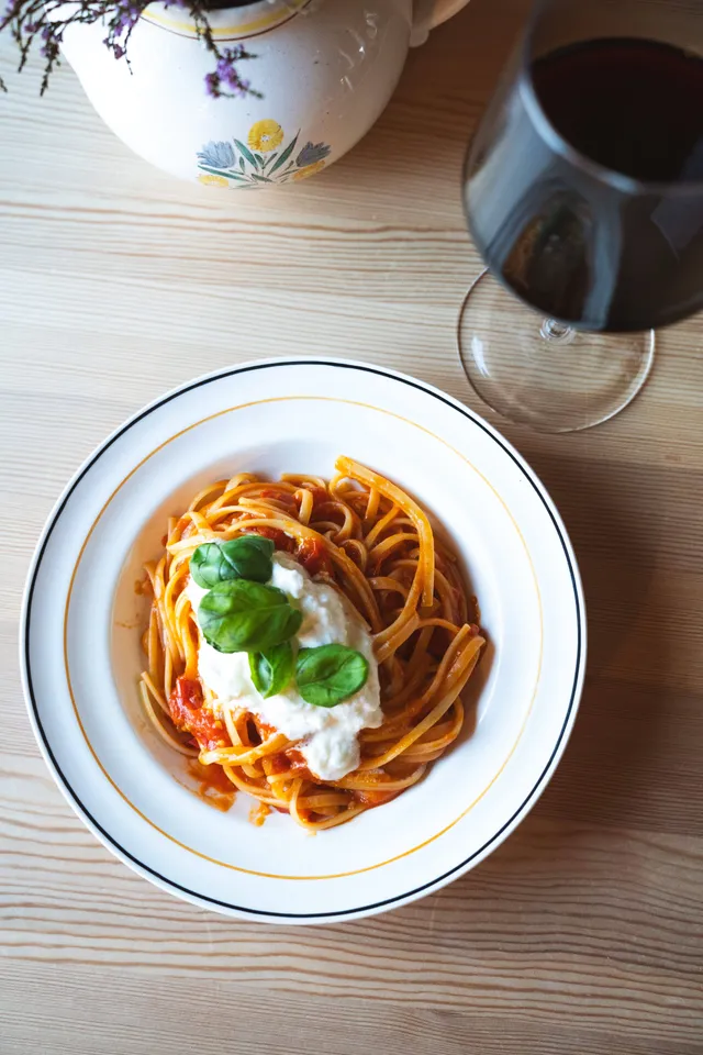 Enkel tomatsaus