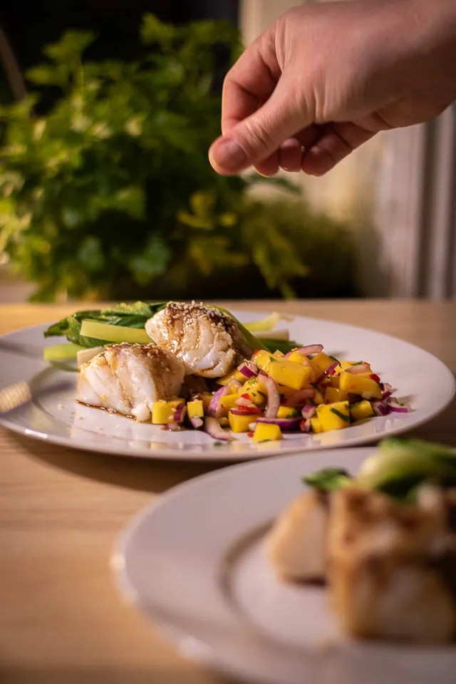 Dampet torsk med mangosalsa