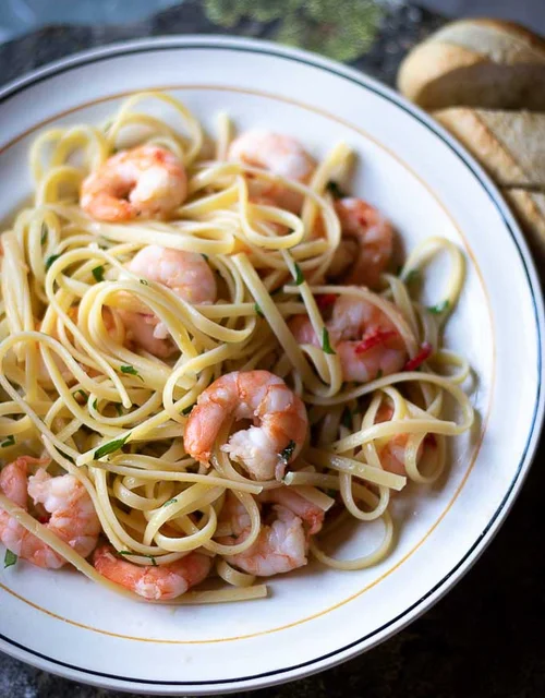Sitronpasta med scampi