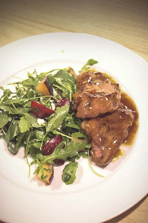 Nakkekoteletter med nektarin