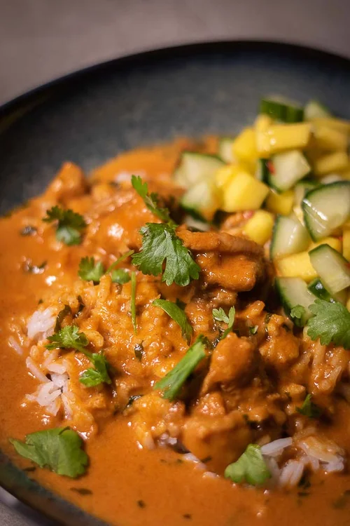 Kylling satay med mangosalat